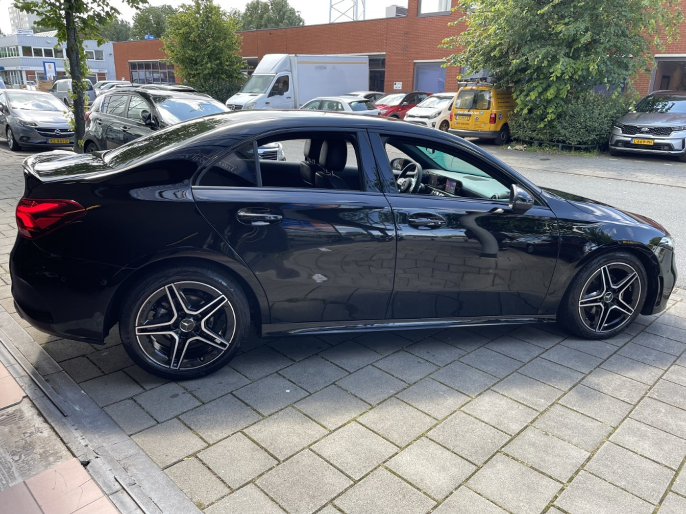 Foto van Mercedes-Benz A 180