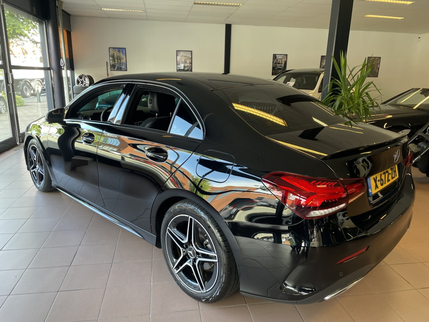 Foto van Mercedes-Benz A 180