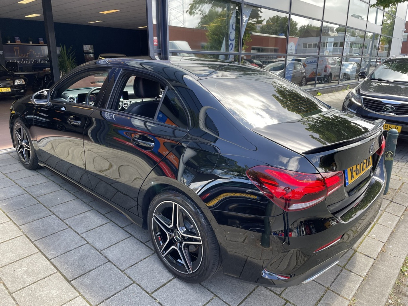 Foto van Mercedes-Benz A 180