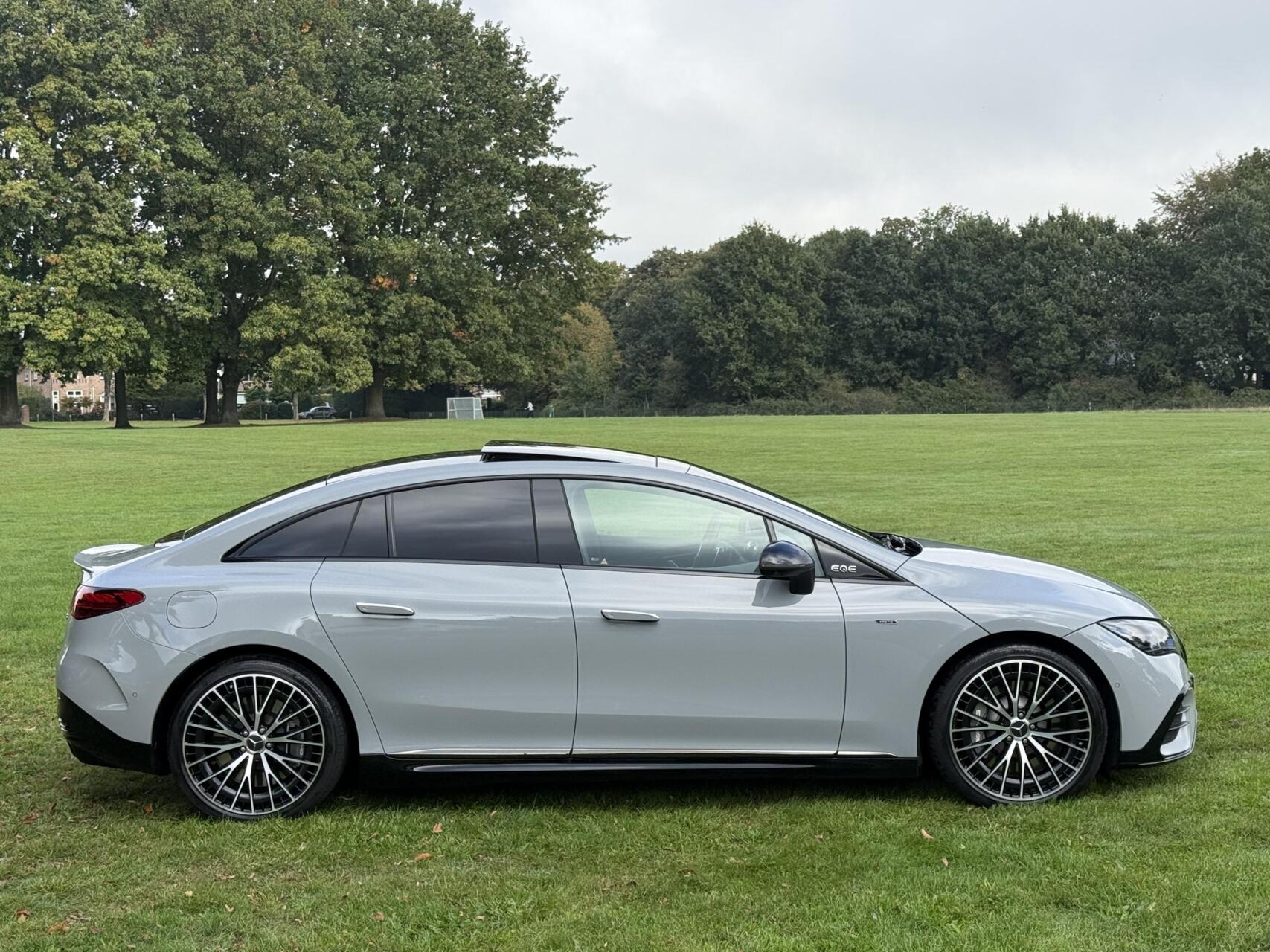 Foto van Mercedes-Benz AMG Eqe 43 4Matic