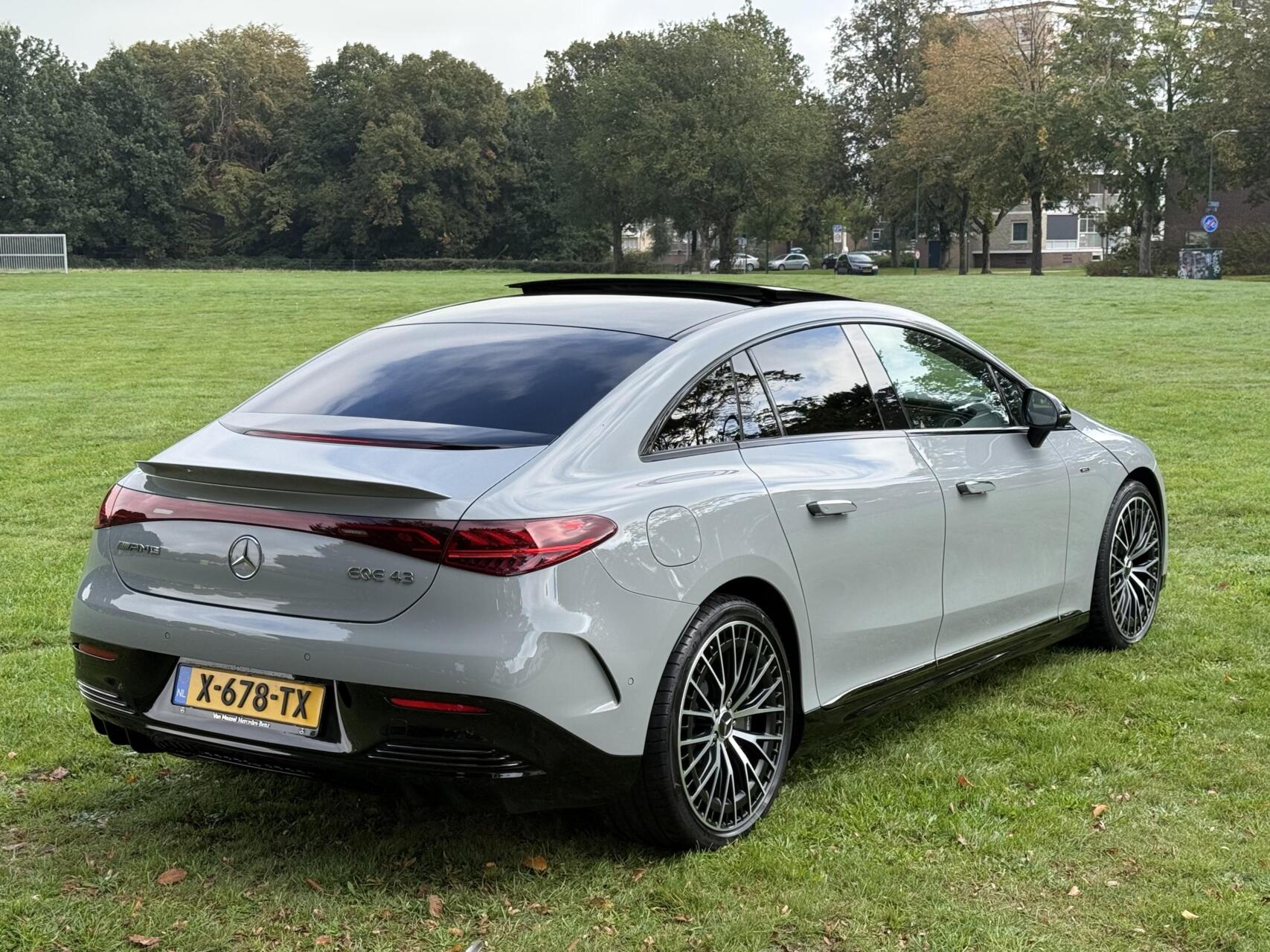 Foto van Mercedes-Benz AMG Eqe 43 4Matic