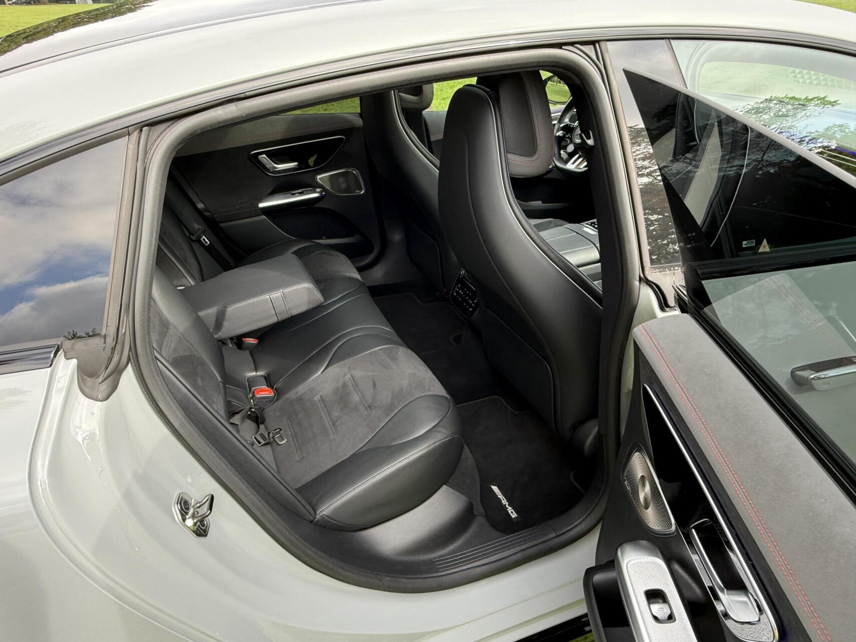 Foto van Mercedes-Benz AMG Eqe 43 4Matic