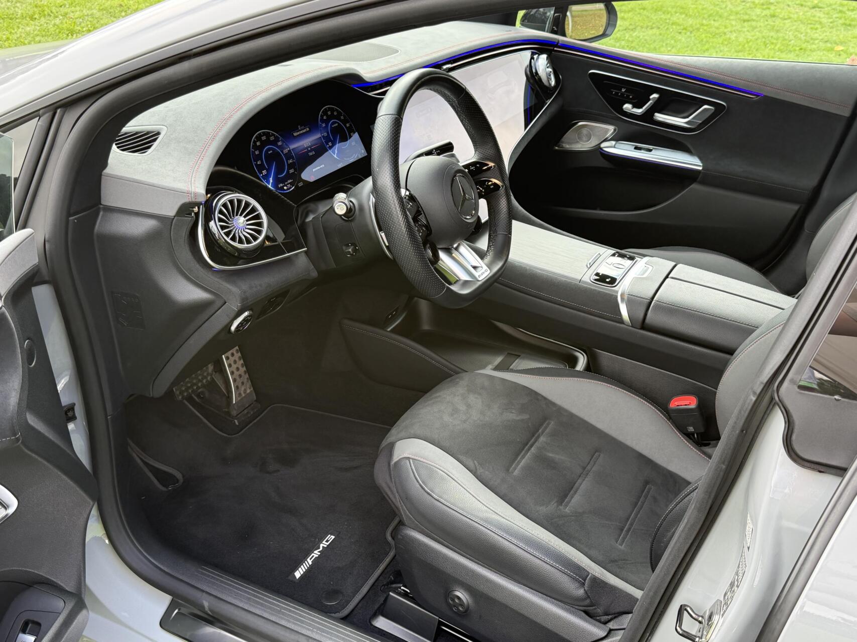 Foto van Mercedes-Benz AMG Eqe 43 4Matic