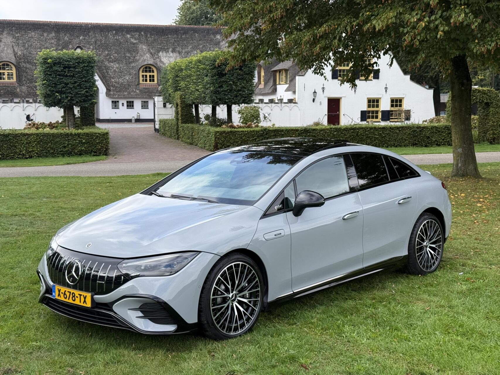 Mercedes-Benz AMG Eqe 43 4Matic 43 AMG 4MATIC 100% SOH Burmester Hyperscreen 2023 - voorkant