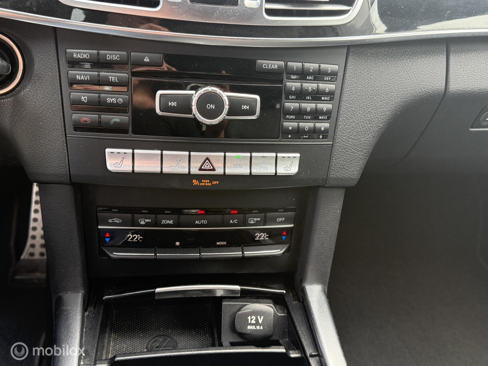 Foto van Mercedes-Benz E 220 Bluetec