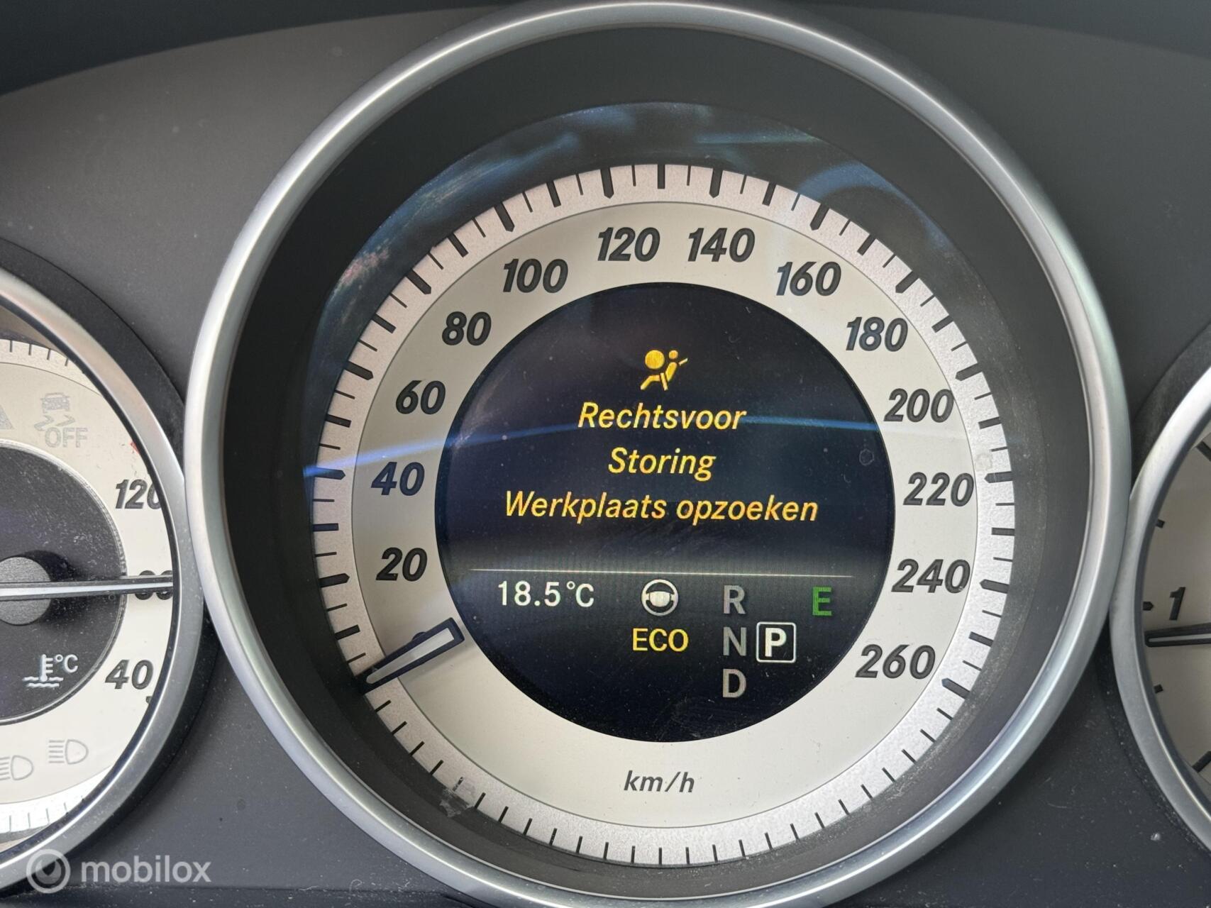 Foto van Mercedes-Benz E 220 Bluetec