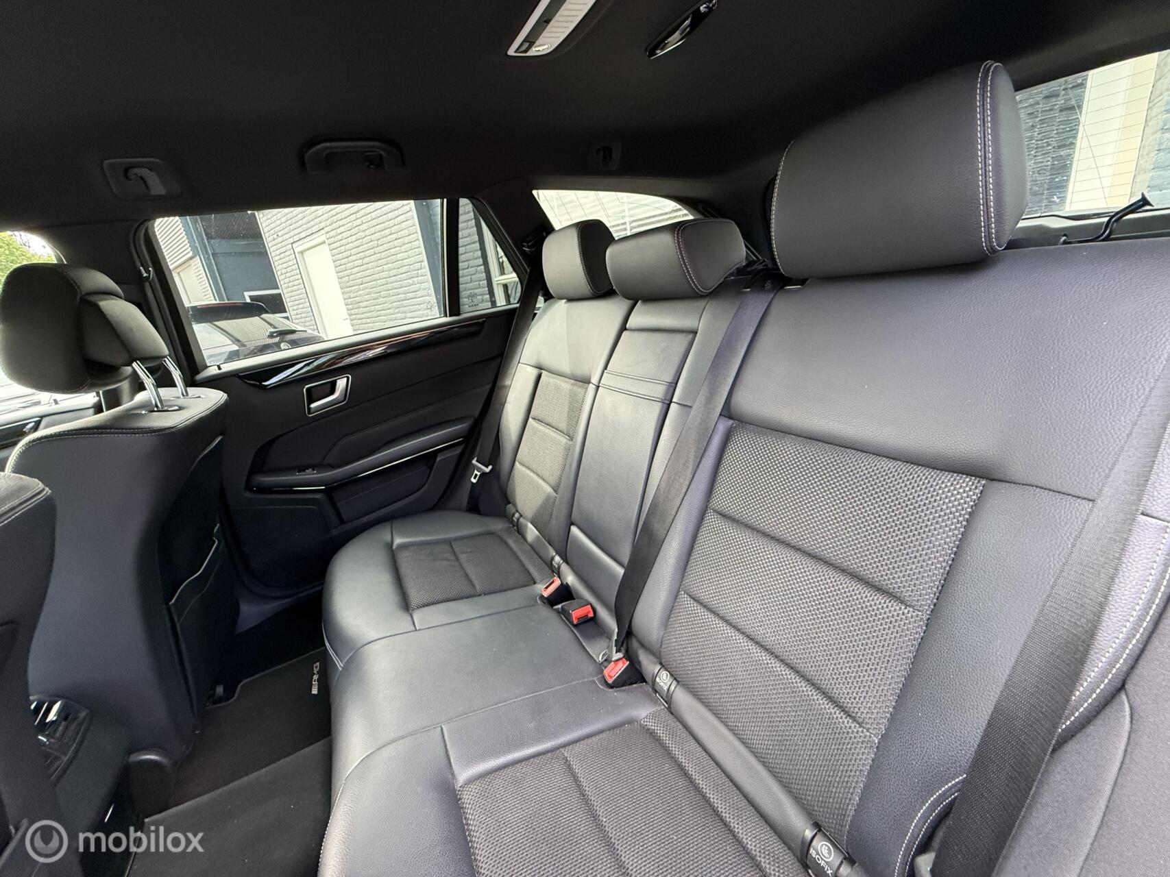 Foto van Mercedes-Benz E 220 Bluetec