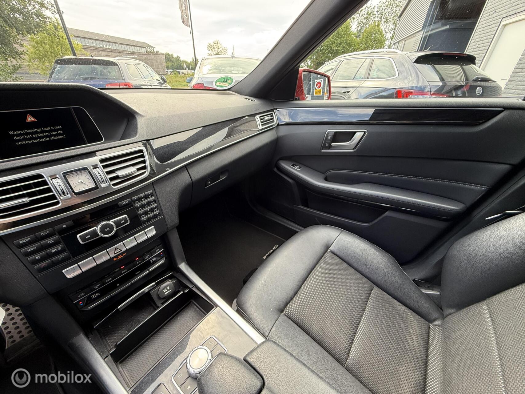 Foto van Mercedes-Benz E 220 Bluetec