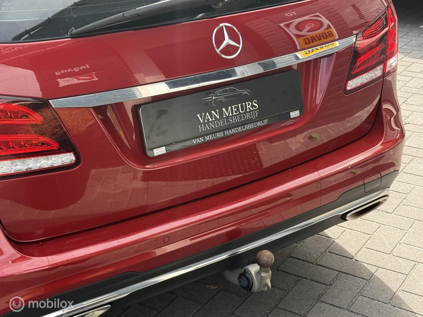 Foto van Mercedes-Benz E 220 Bluetec