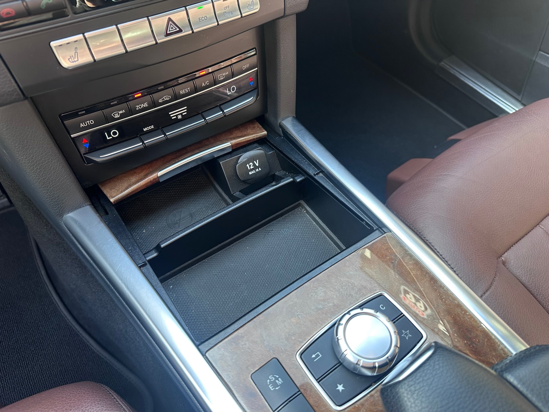 Foto van Mercedes-Benz E 200