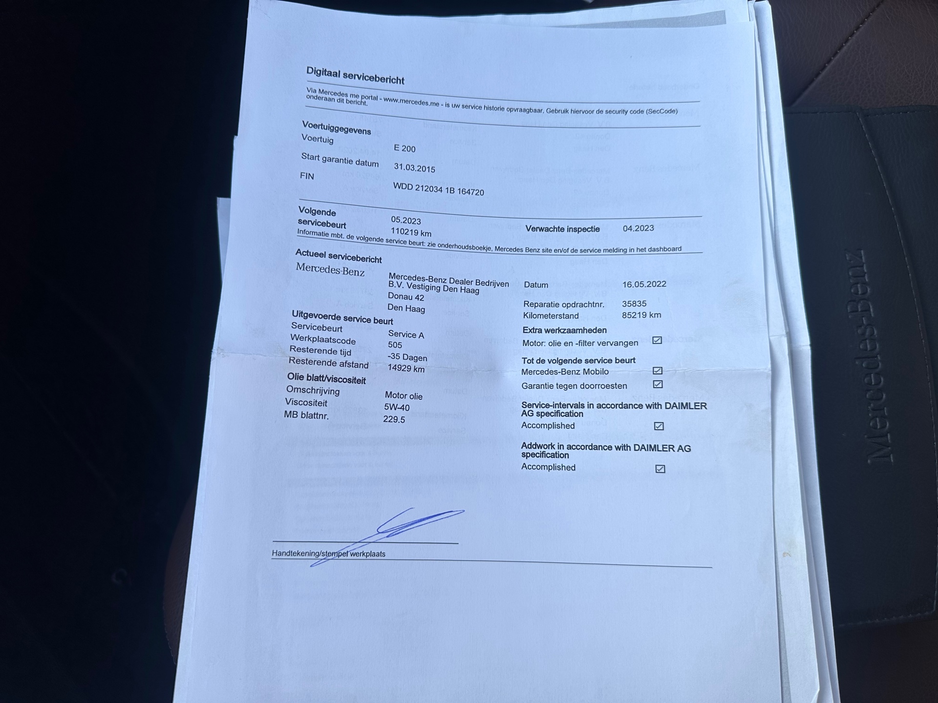 Foto van Mercedes-Benz E 200