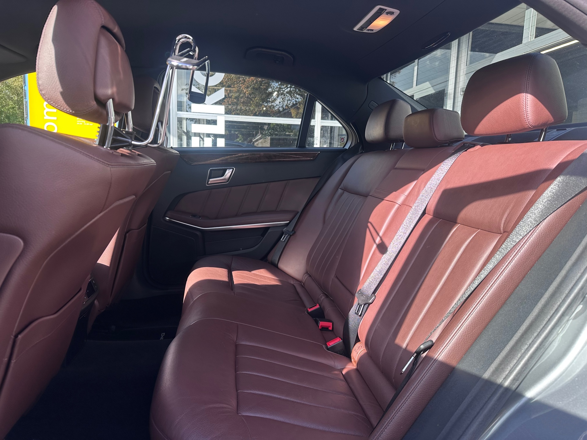 Foto van Mercedes-Benz E 200