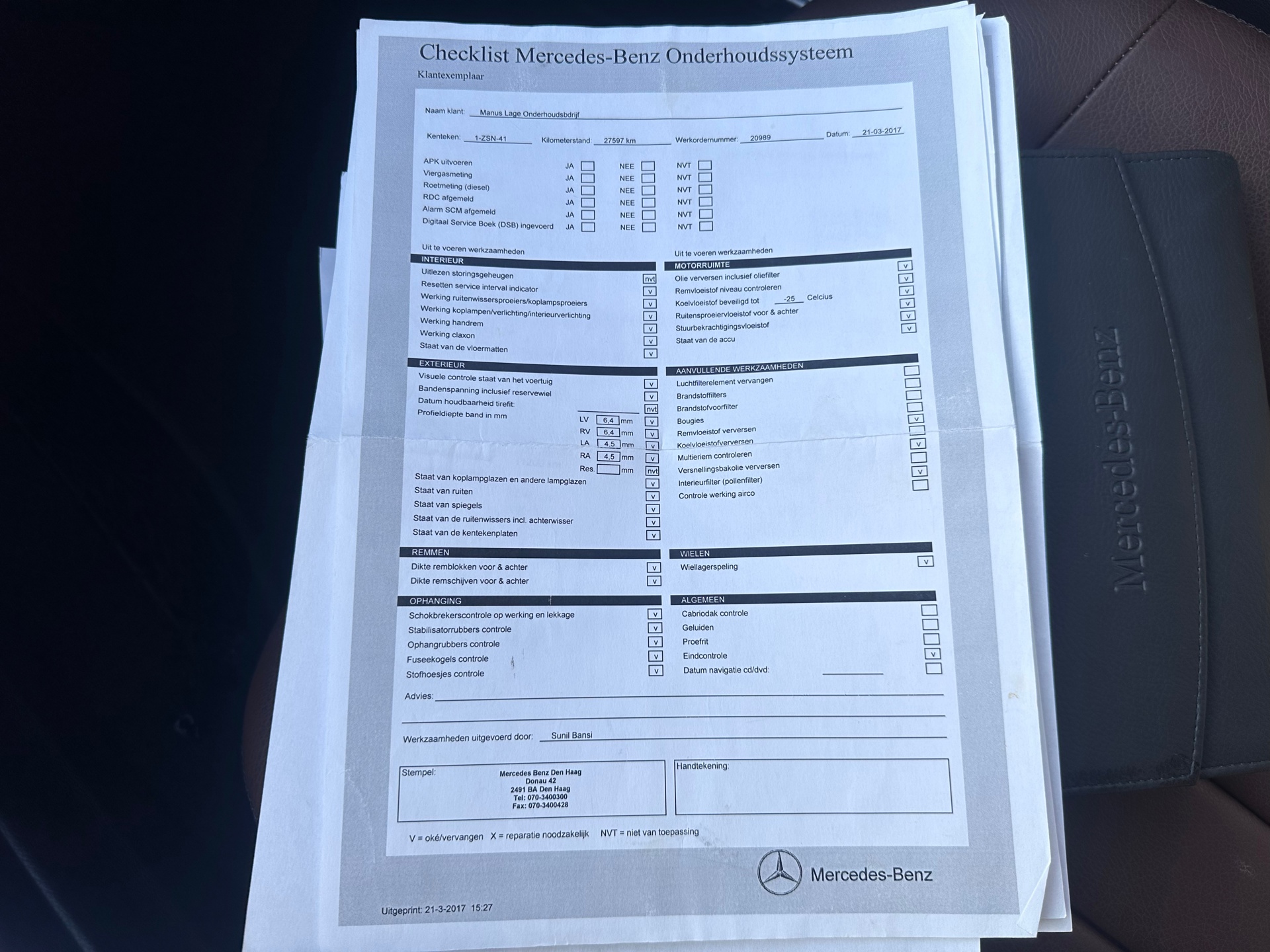 Foto van Mercedes-Benz E 200