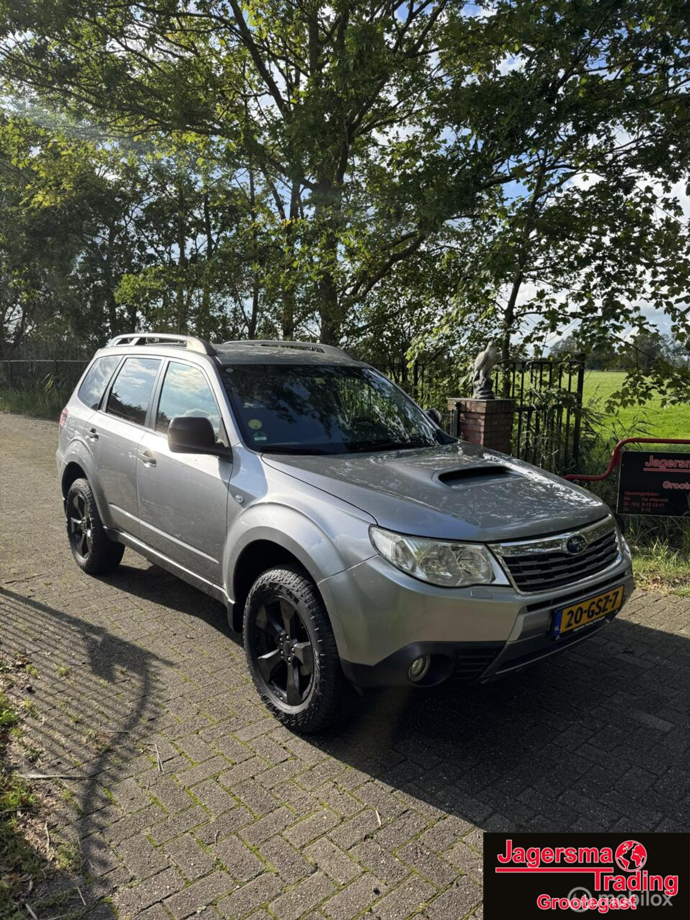 Subaru Forester 2.0 Comfort | 2” liftkit | A/T Banden 2008 - voorkant