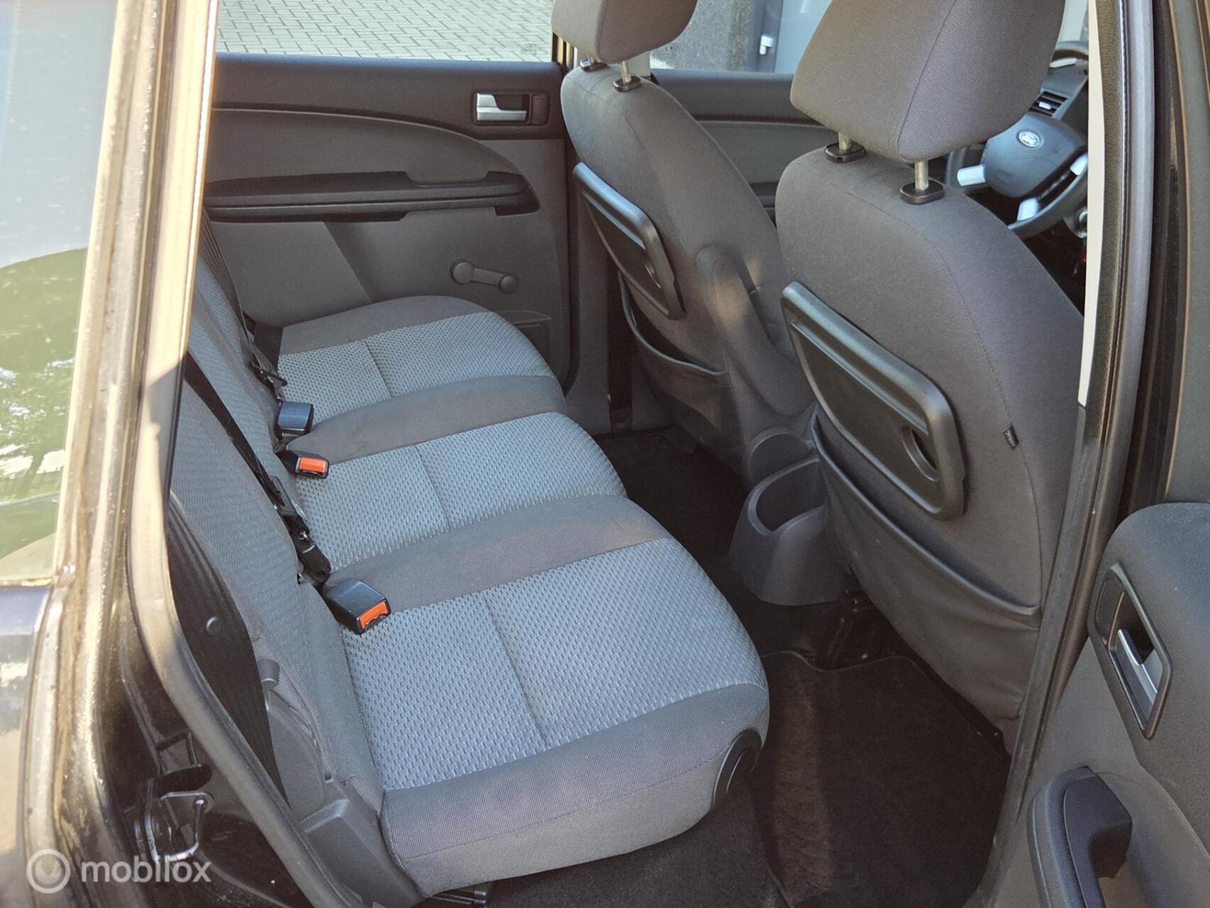 Foto van Ford Focus C-max