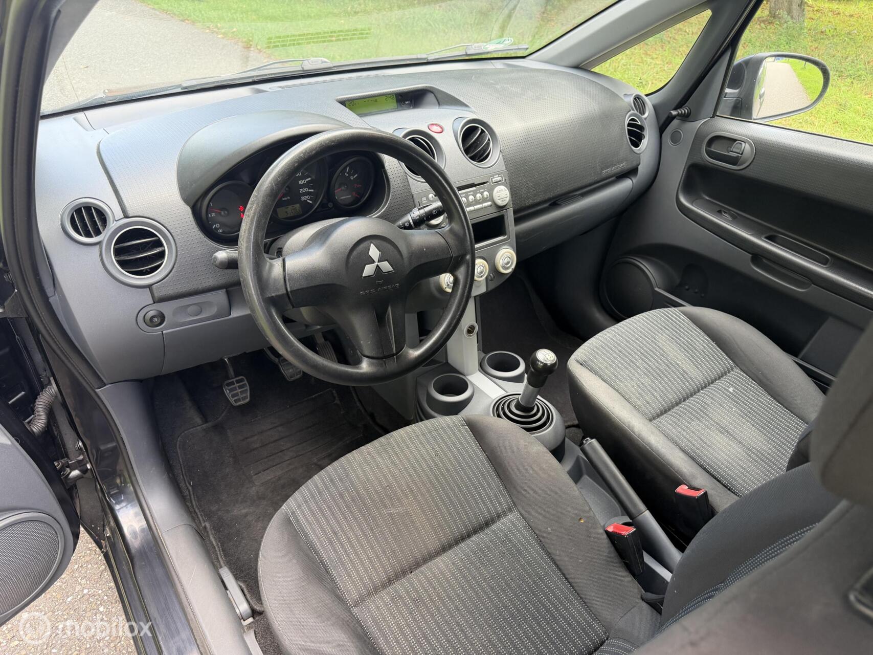 Foto van Mitsubishi Mitsubishi Colt