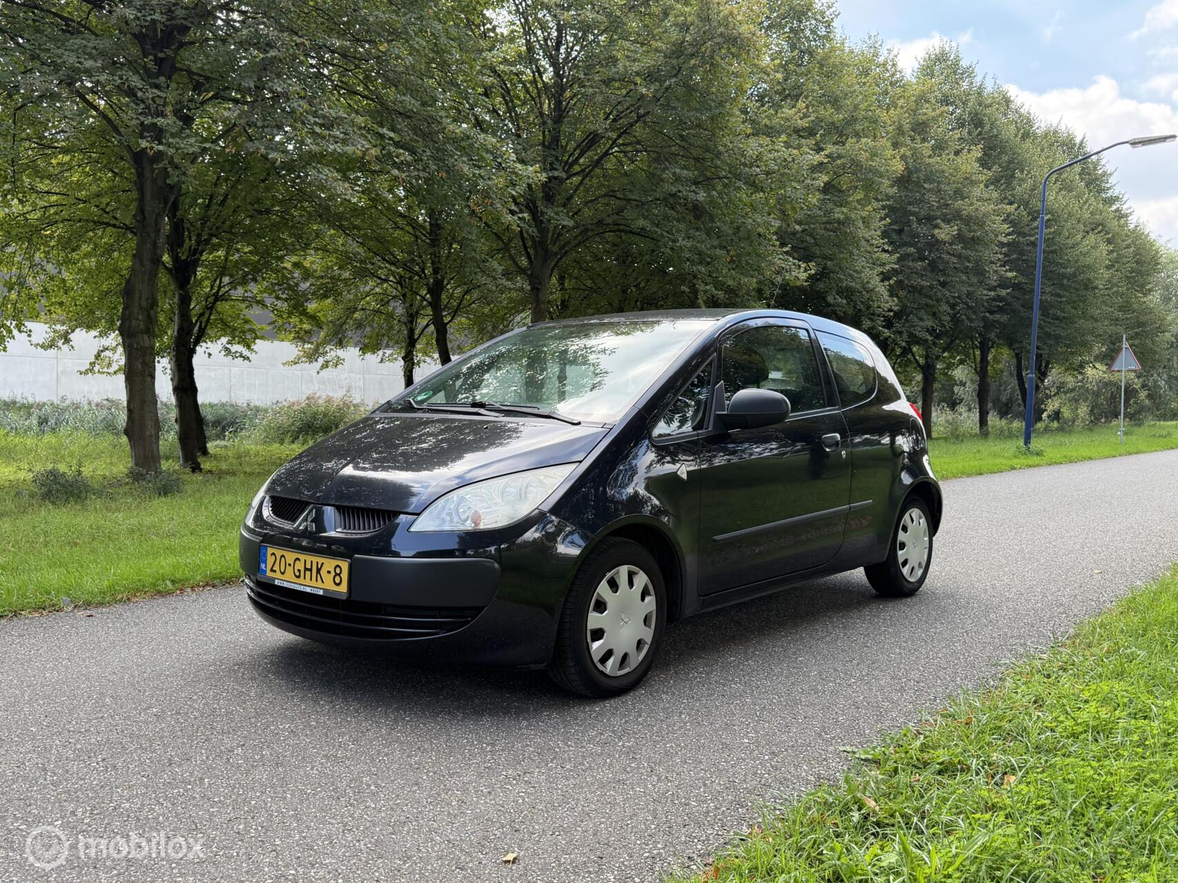 Mitsubishi Mitsubishi Colt 1.3 Incharge*NEW APK 09/27*AIRCO*ELEK. RAMEN 2008 - voorkant