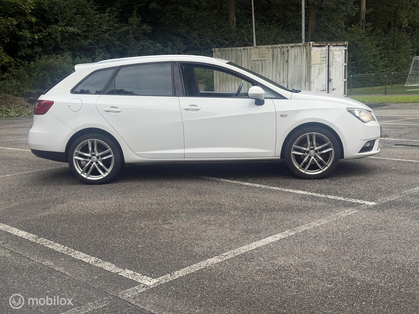 Foto van Seat Ibiza ST