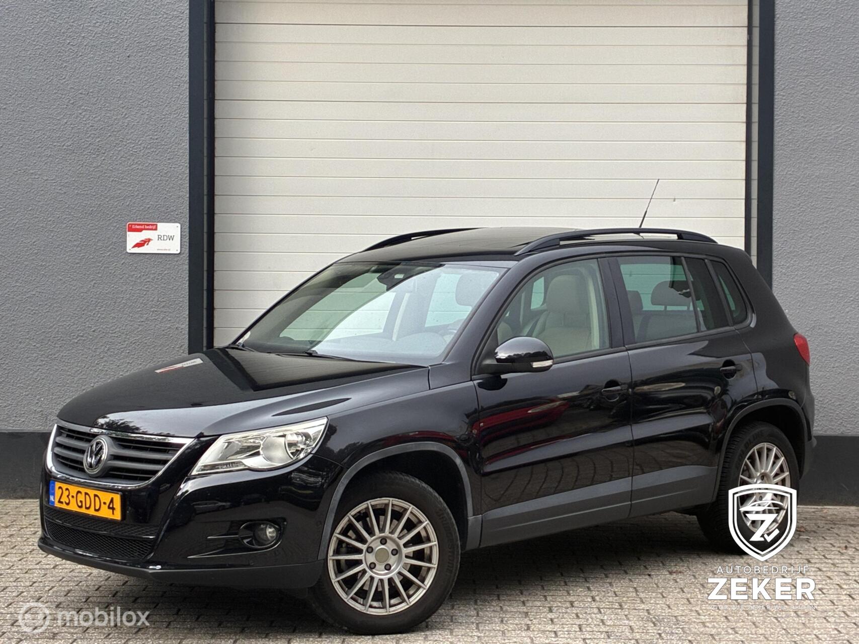 Volkswagen Tiguan 2.0 TSI 4Motion / AUTOMAAT / PANO / 2008 - voorkant