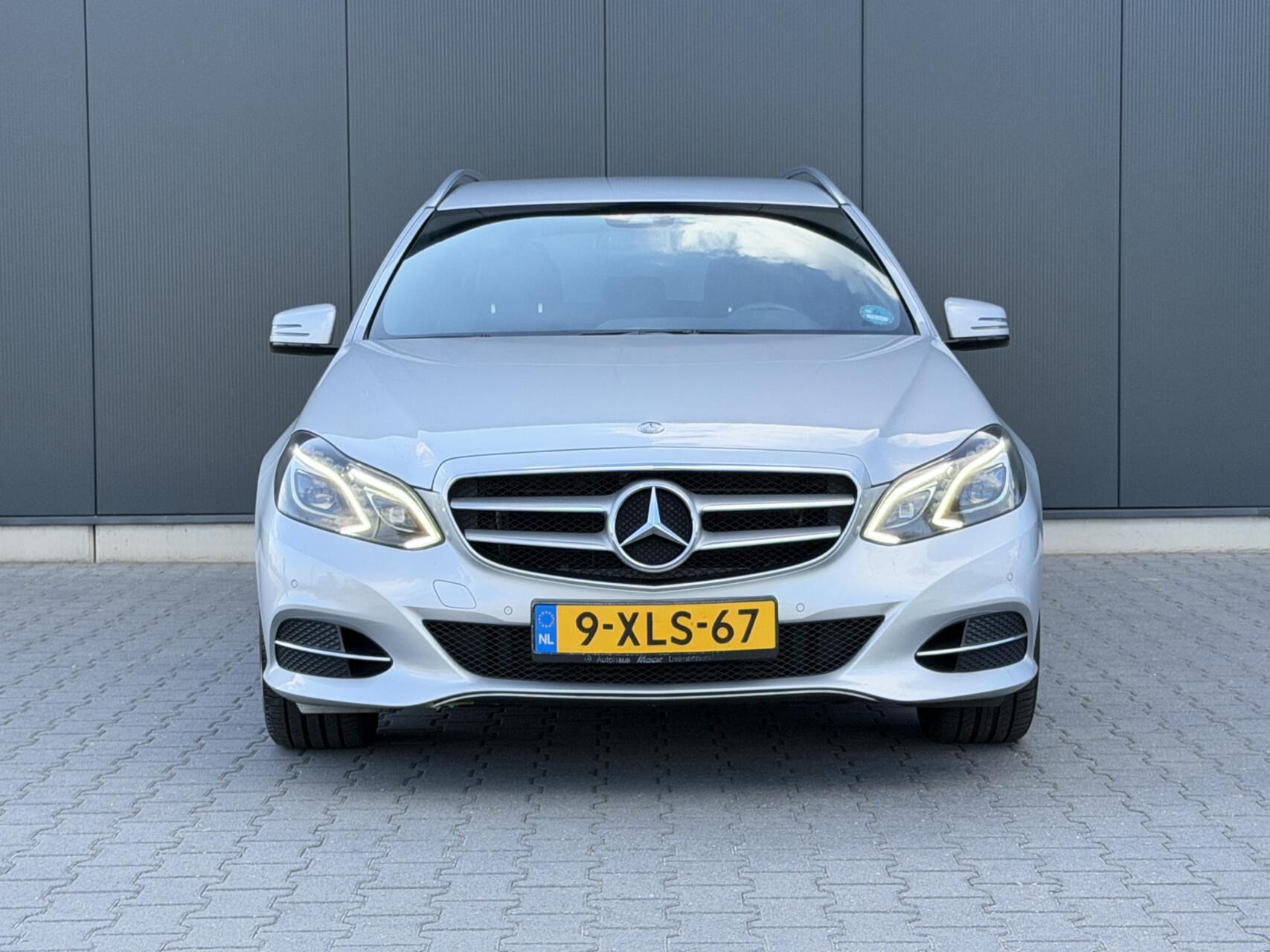 Foto van Mercedes-Benz E 200