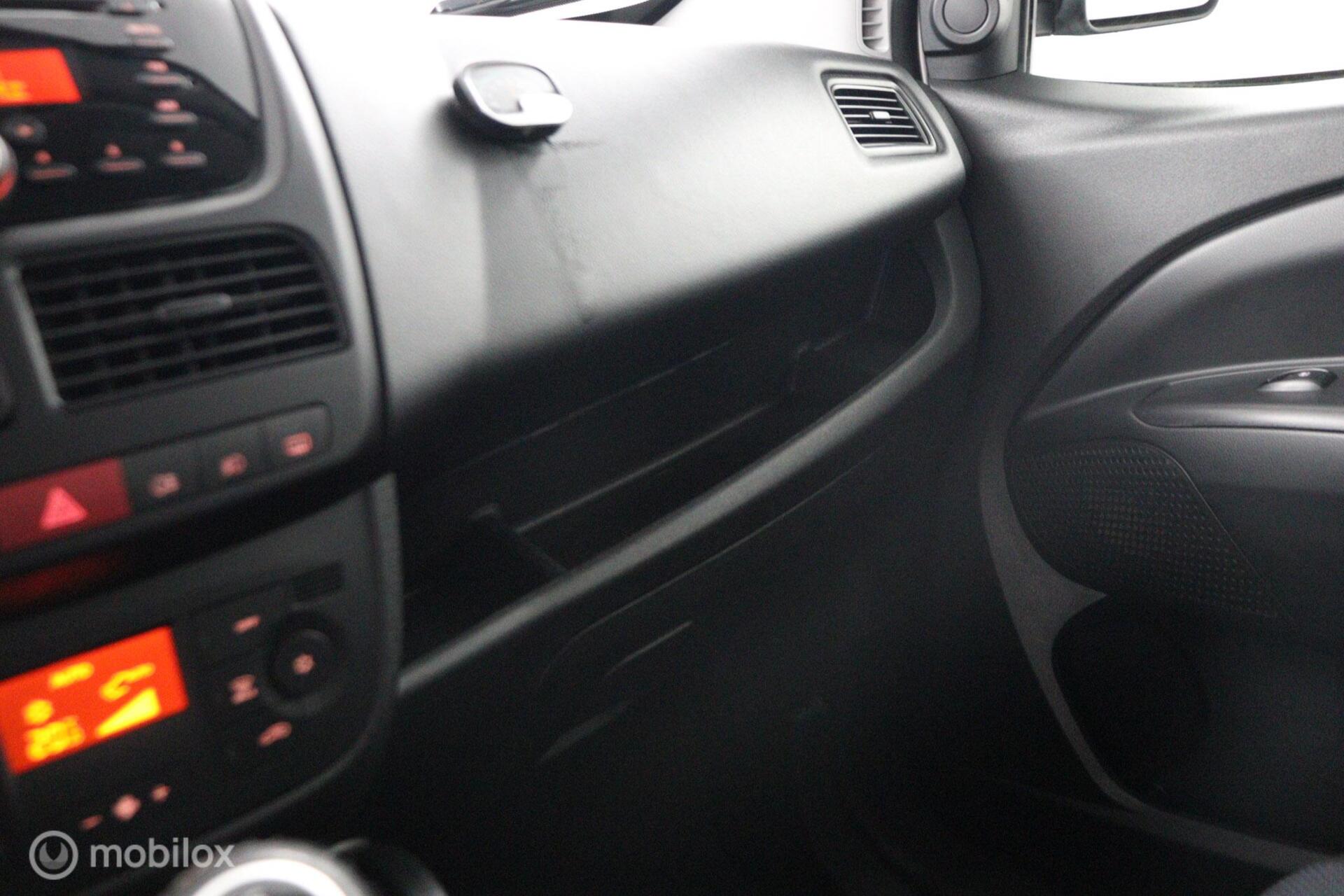 Foto van Opel Combo