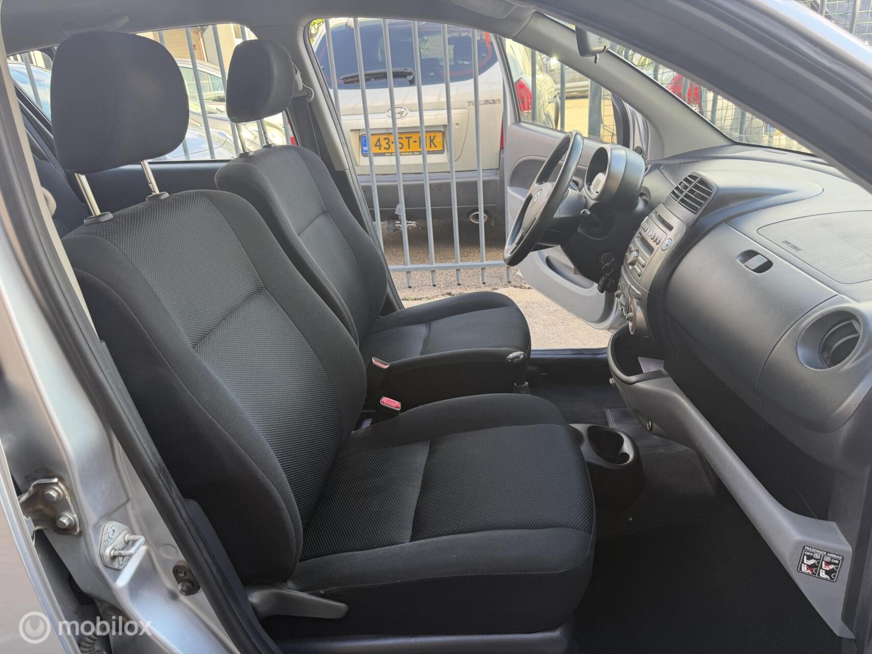 Foto van Subaru Justy