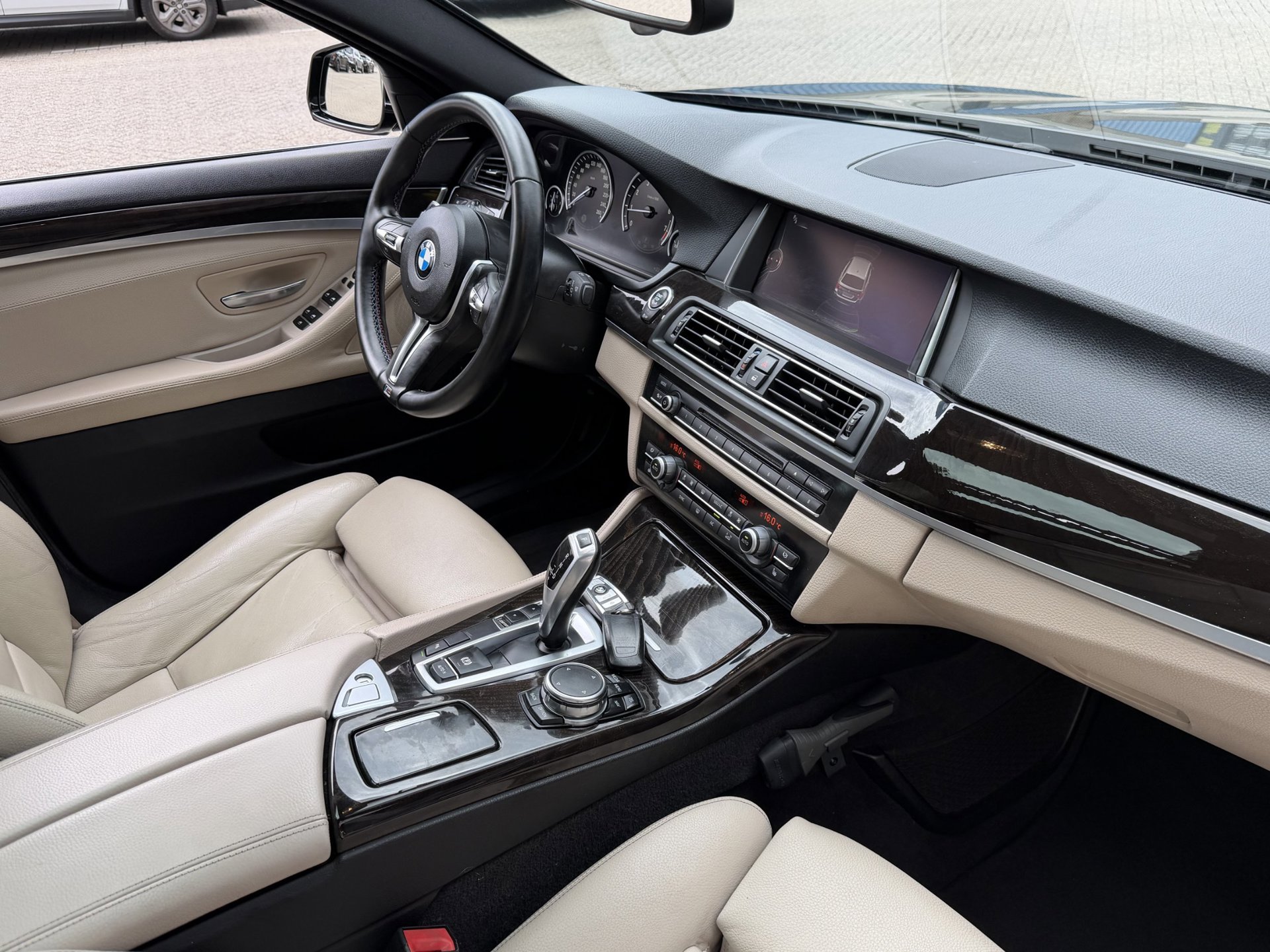 Foto van BMW 520i