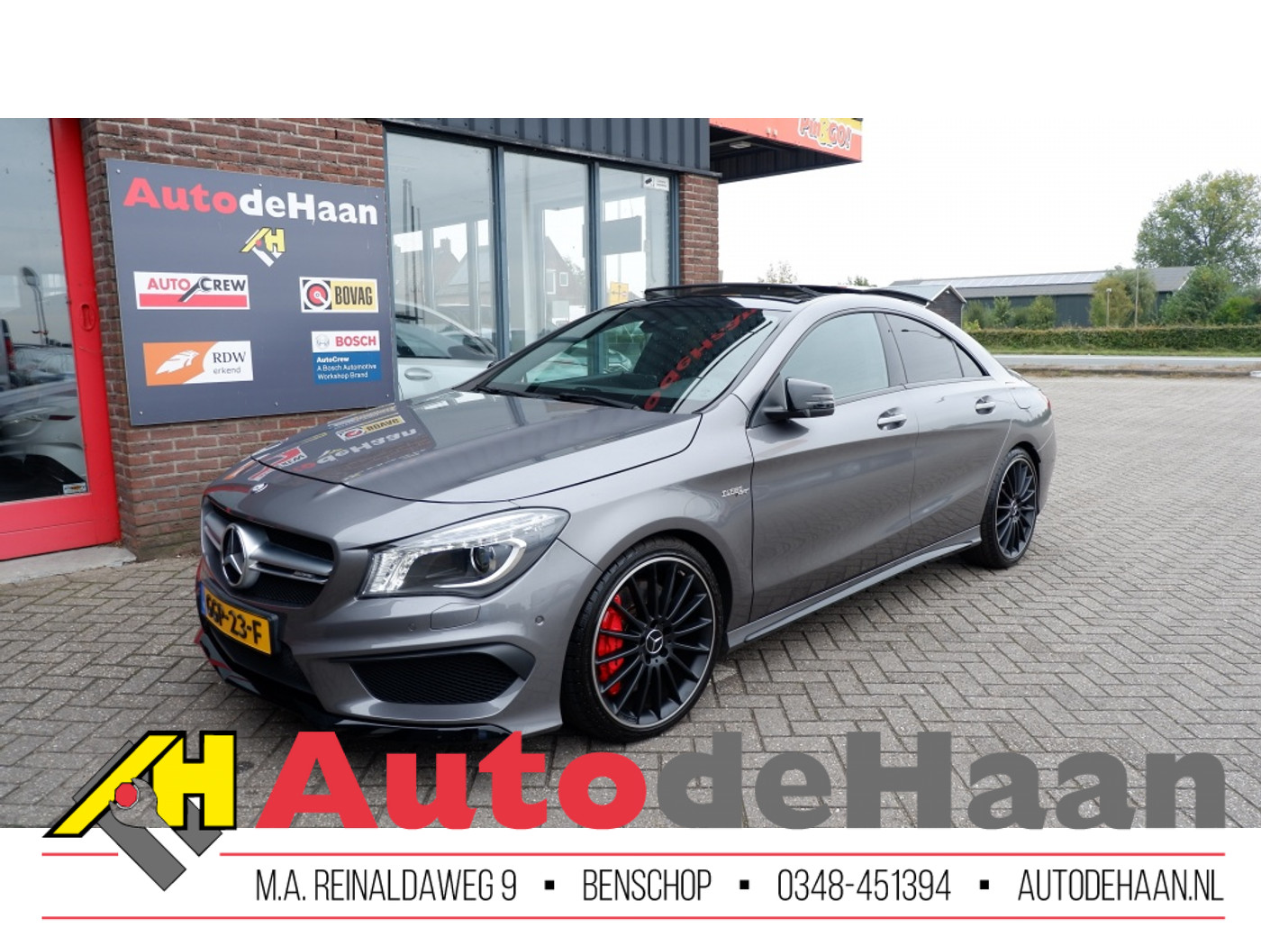 Mercedes-Benz AMG Cla 45 AMG 45 4M. Pano/Camera/Harman Kar./19"/Keyless/Carbon/Perf.pakke 2016 - voorkant