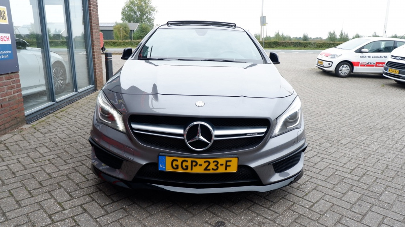 Foto van Mercedes-Benz AMG Cla 45