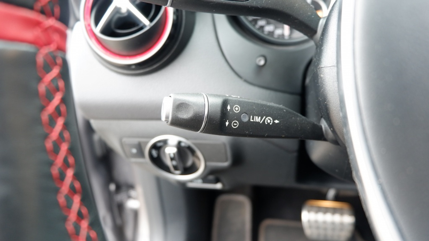 Foto van Mercedes-Benz AMG Cla 45
