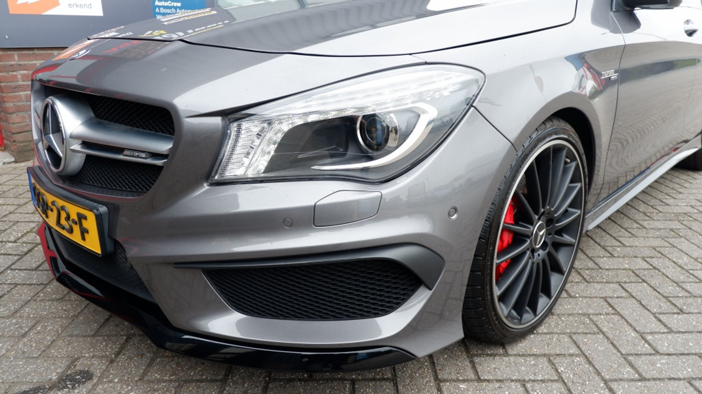 Foto van Mercedes-Benz AMG Cla 45
