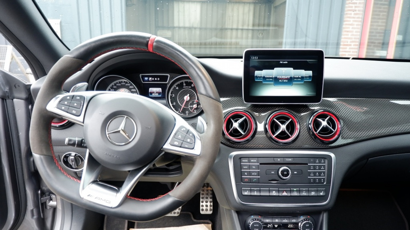 Foto van Mercedes-Benz AMG Cla 45