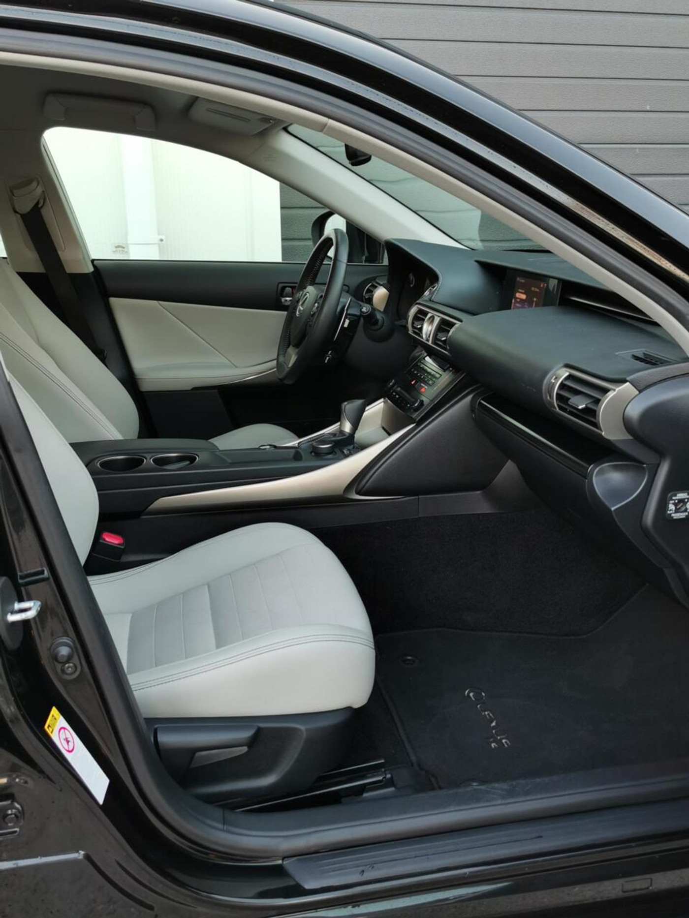 Foto van Lexus Lexus Is300h