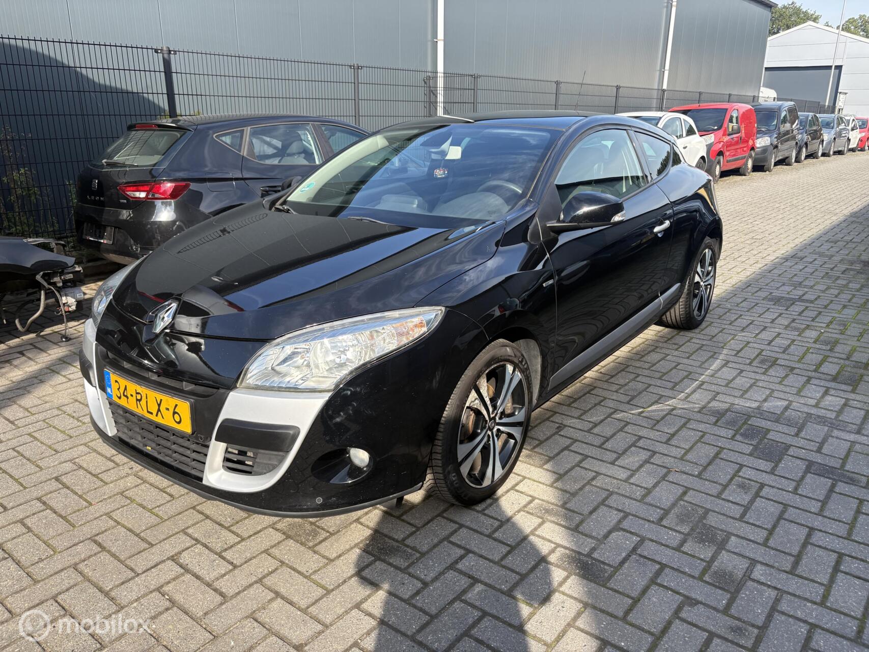 Renault Mégane Coupé 1.5 dCi Bose 2011 - voorkant