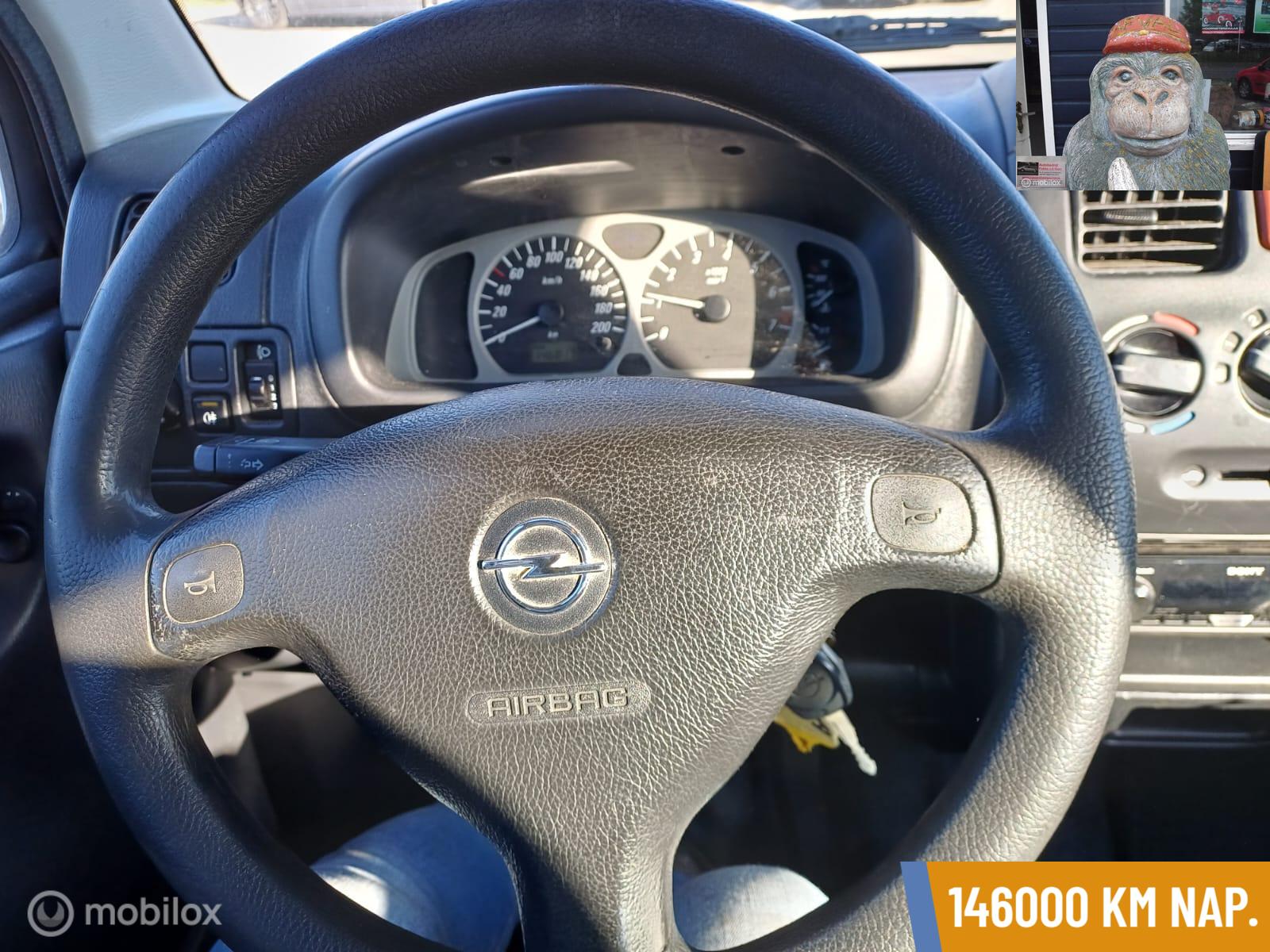 Foto van Opel Agila