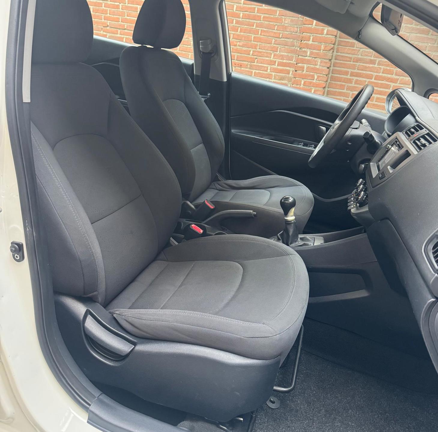 Foto van Kia Rio