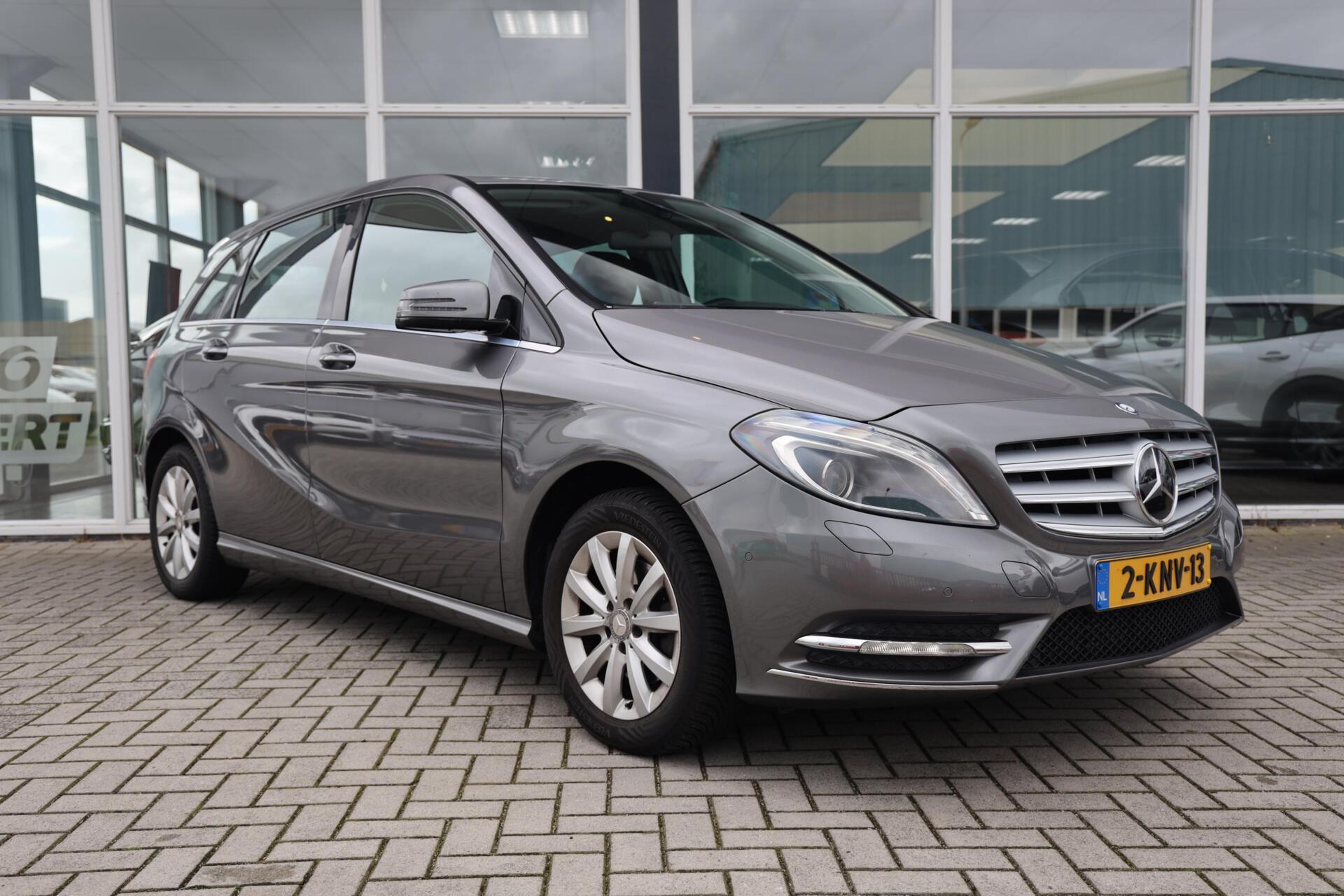 Foto van Mercedes-Benz B 200