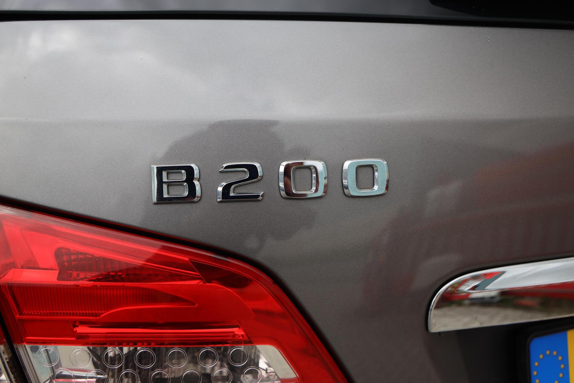 Foto van Mercedes-Benz B 200
