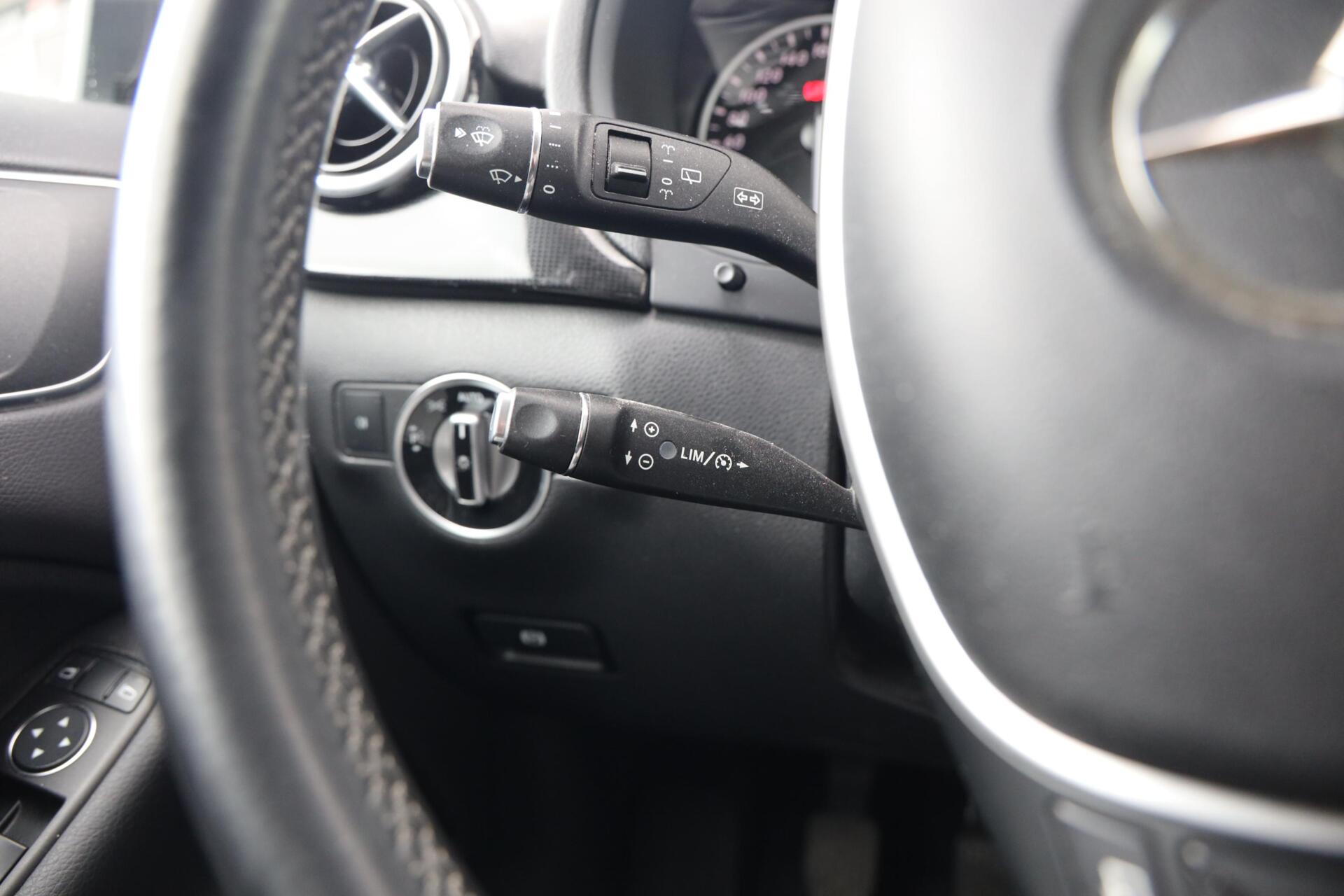 Foto van Mercedes-Benz B 200