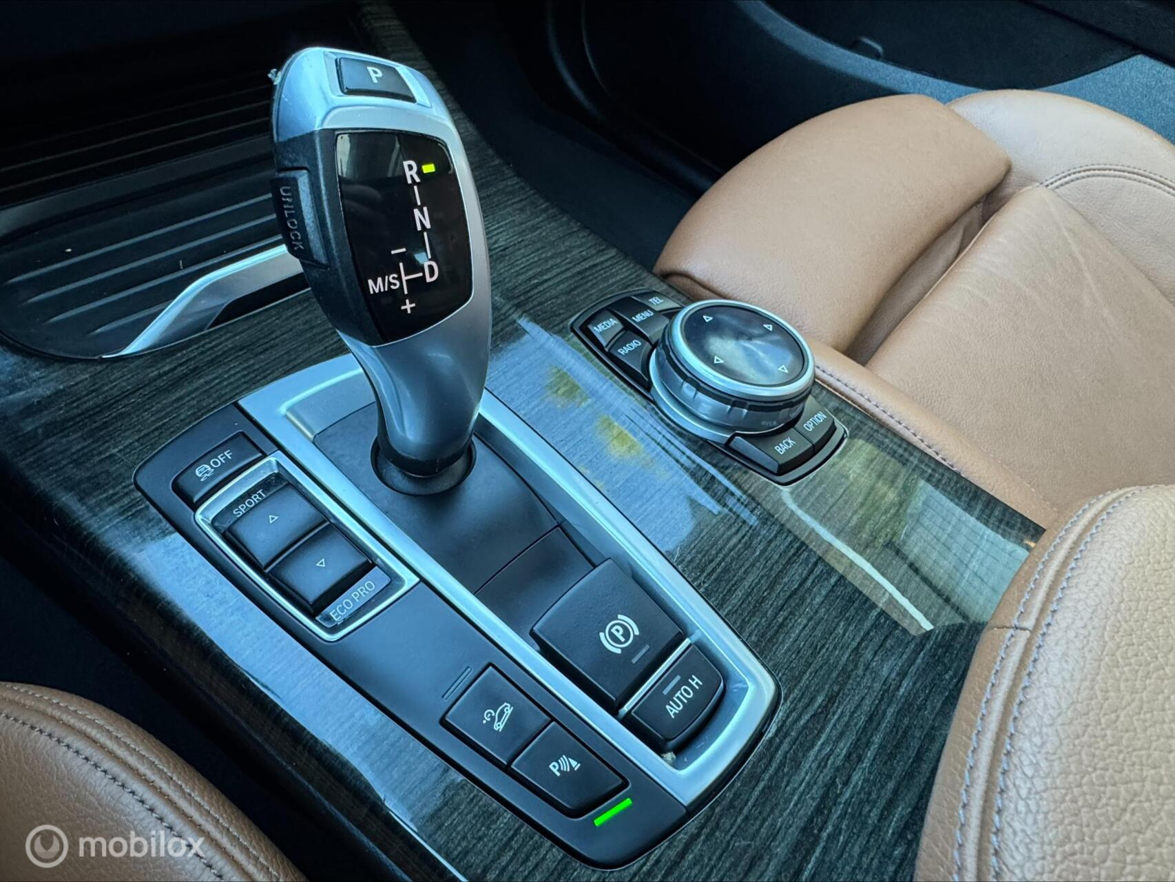 Foto van BMW X3 Xdrive20i