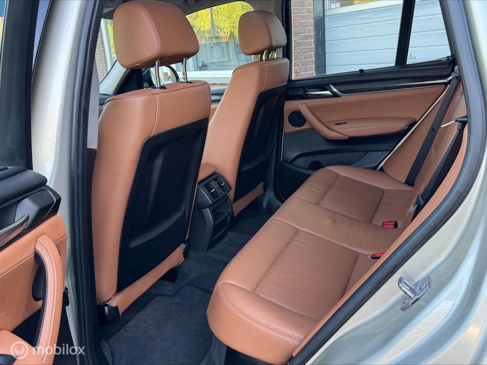 Foto van BMW X3 Xdrive20i
