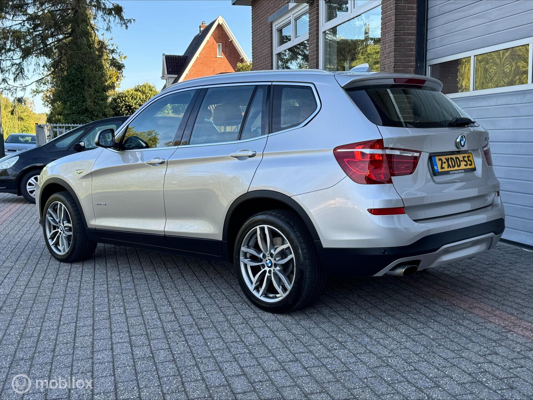 Foto van BMW X3 Xdrive20i
