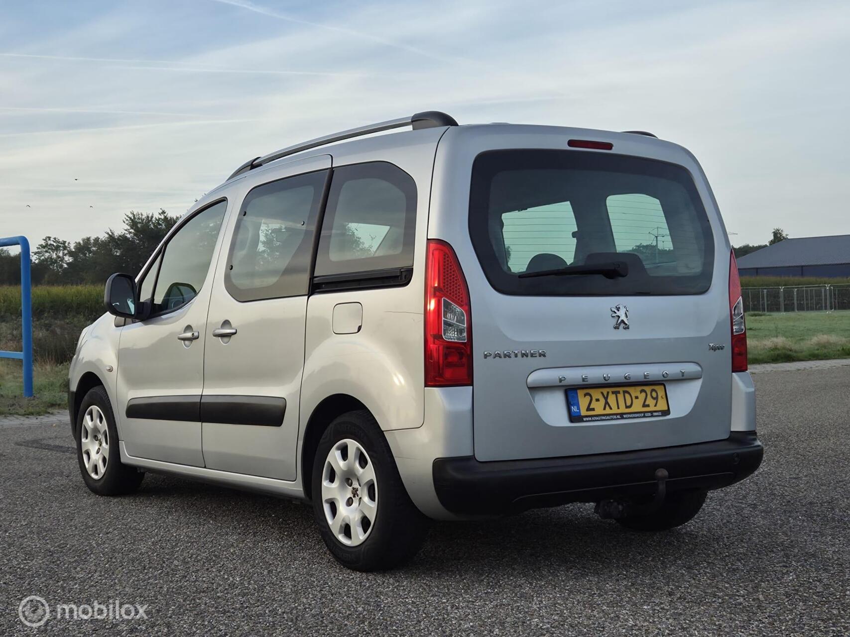 Foto van Peugeot Partner