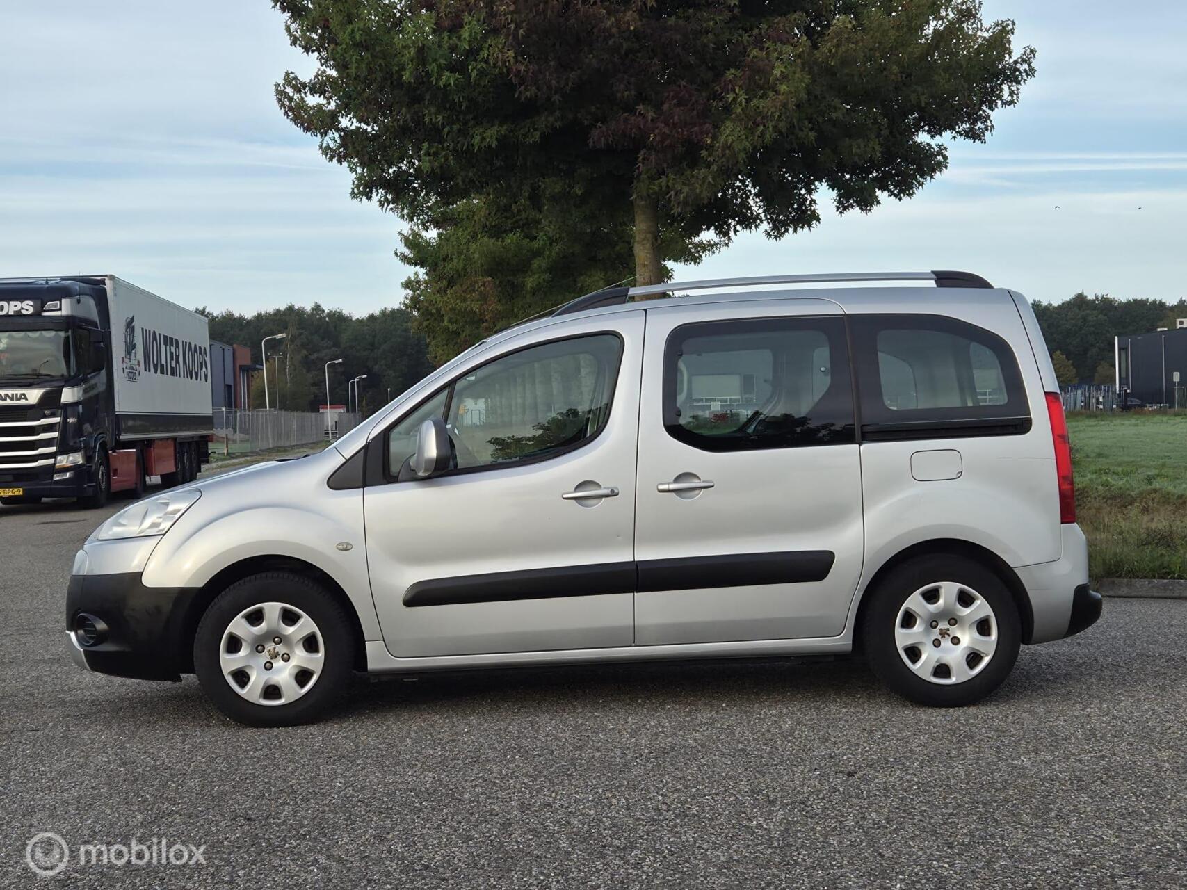 Foto van Peugeot Partner