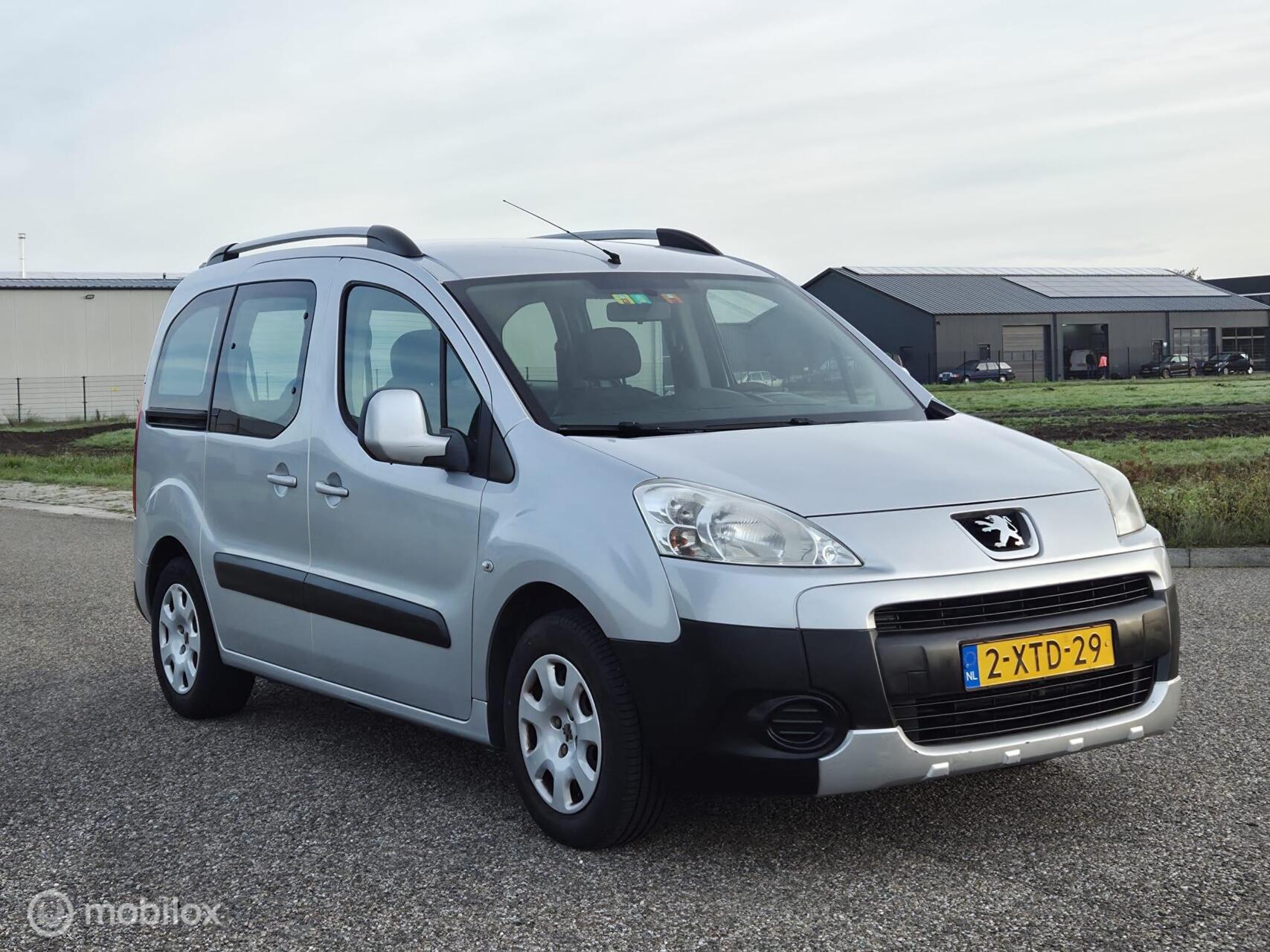 Foto van Peugeot Partner