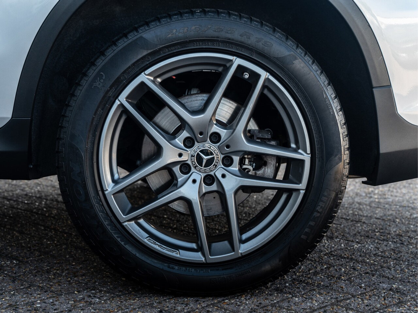 Foto van Mercedes-Benz GLC 350 E 4Matic