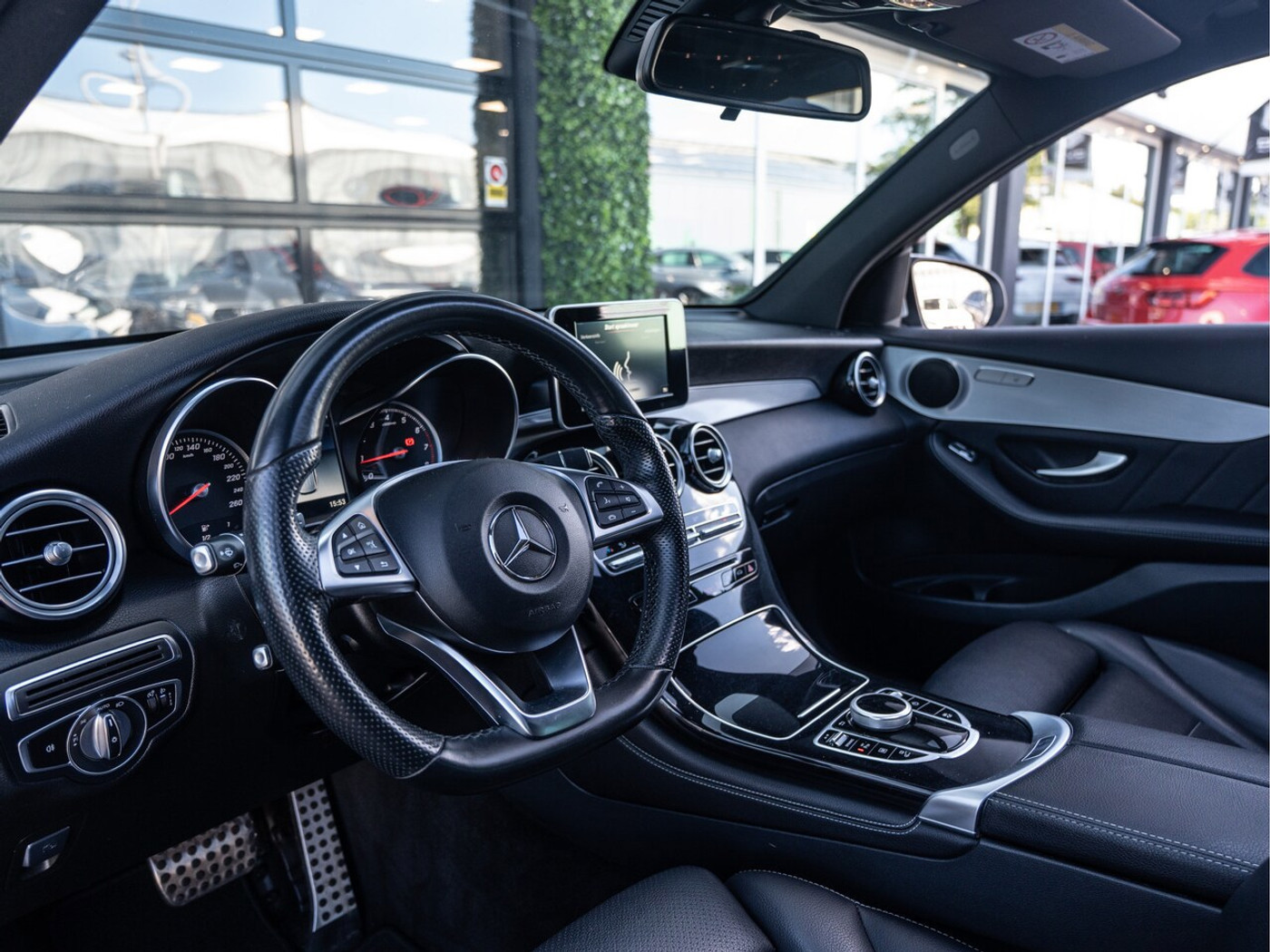 Foto van Mercedes-Benz GLC 350 E 4Matic