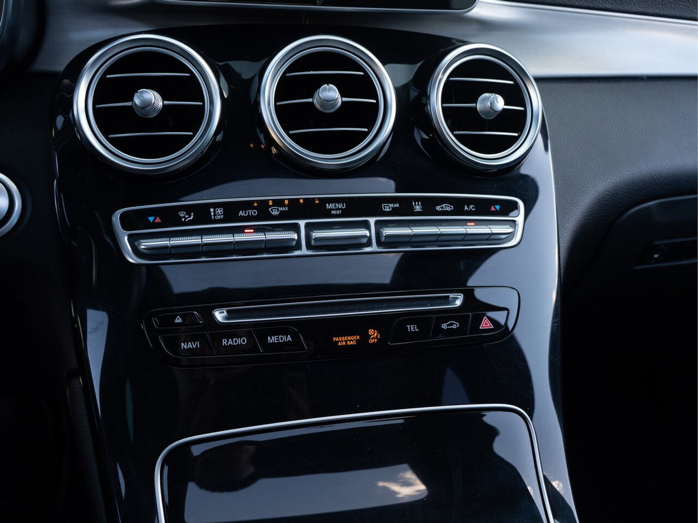 Foto van Mercedes-Benz GLC 350 E 4Matic
