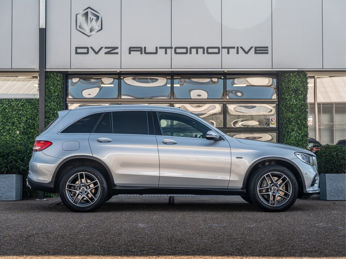 Foto van Mercedes-Benz GLC 350 E 4Matic