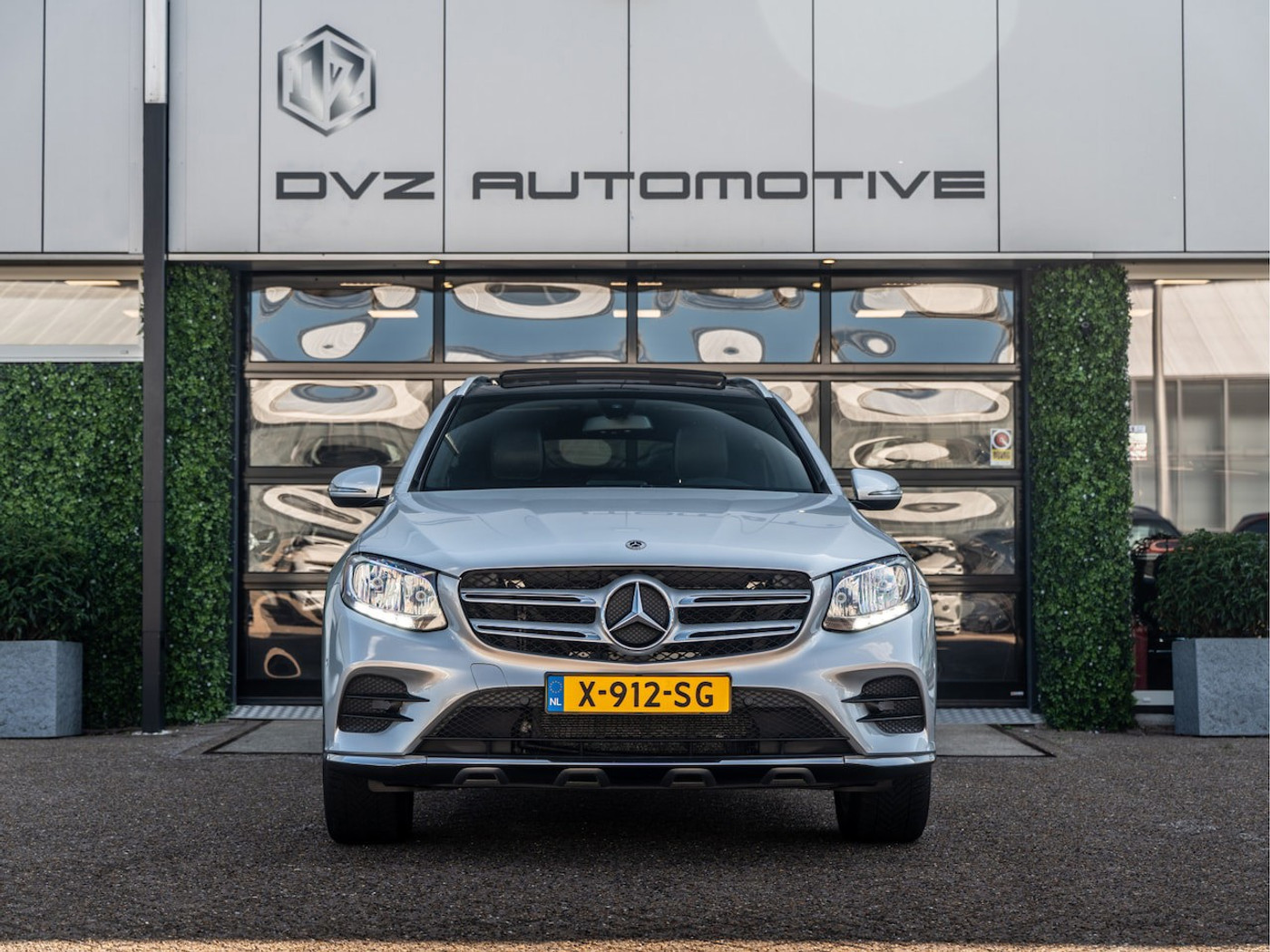 Foto van Mercedes-Benz GLC 350 E 4Matic